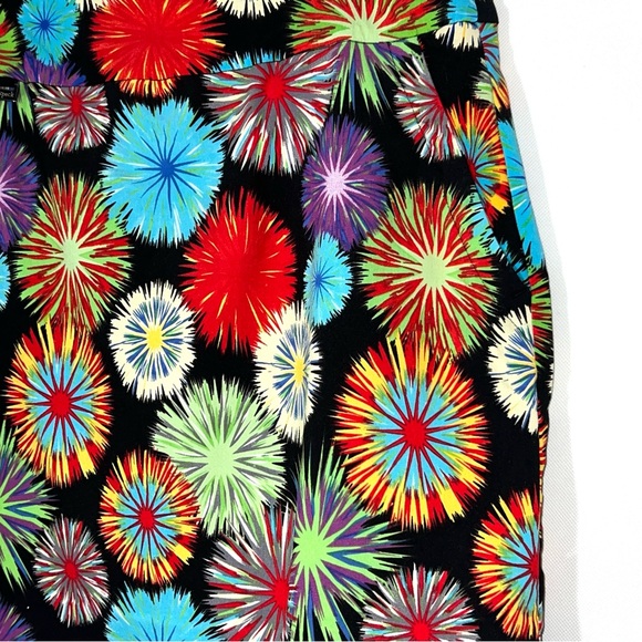 Peck And Peck Womens Skort Skirt Size 14 Colorful Fireworks
Pull on stretch - Picture 2 of 11